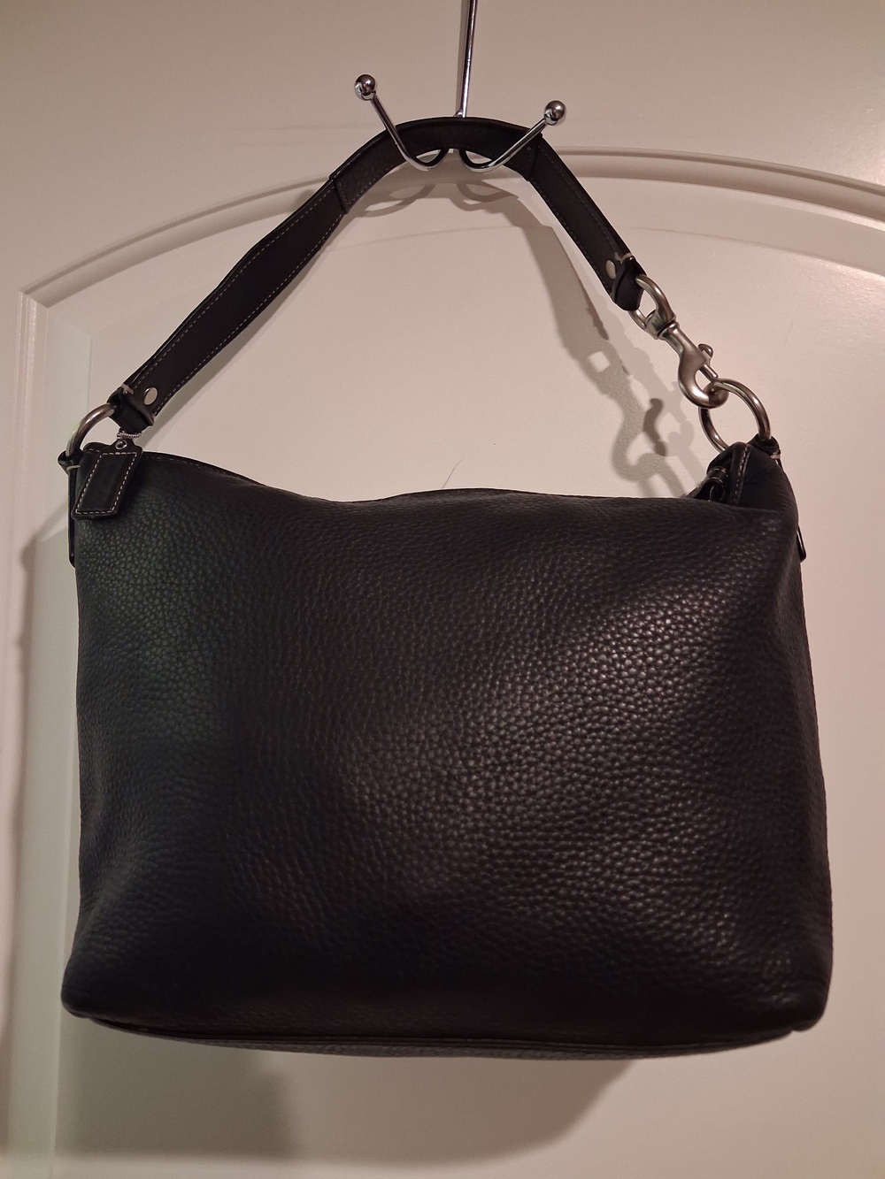 Vintage Coach Sarah Hobo Black Pebbled Shoulder Bag - Picture 3 of 8